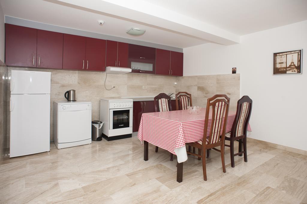 Apartments Villa Simonovic Petrovac Exterior photo