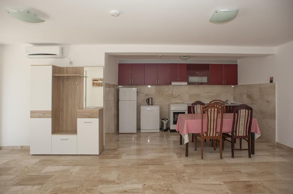 Apartments Villa Simonovic Petrovac Exterior photo