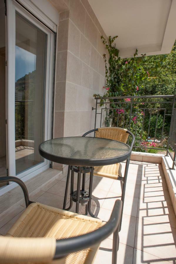Apartments Villa Simonovic Petrovac Exterior photo